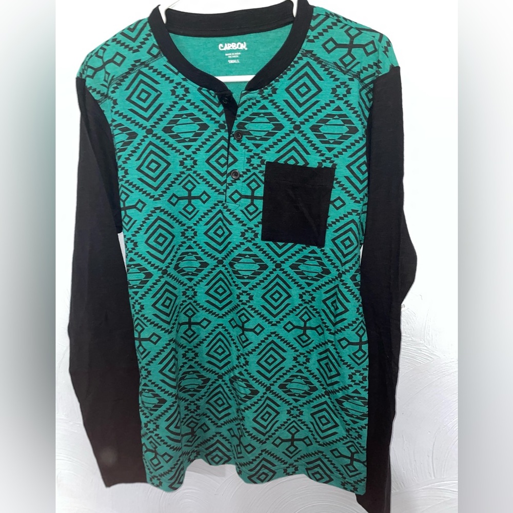 NWT Men’s Small Carbon Green/Black Long Sleeve Tee